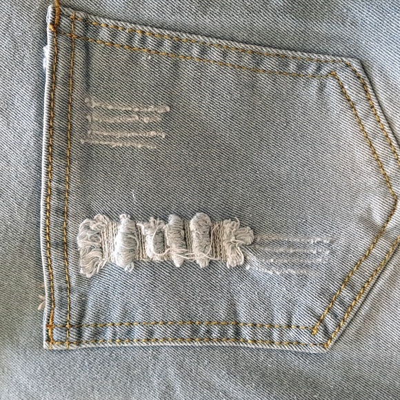 NWOT Acid Wash Distressed Skinny Jegging - Picture 4 of 10